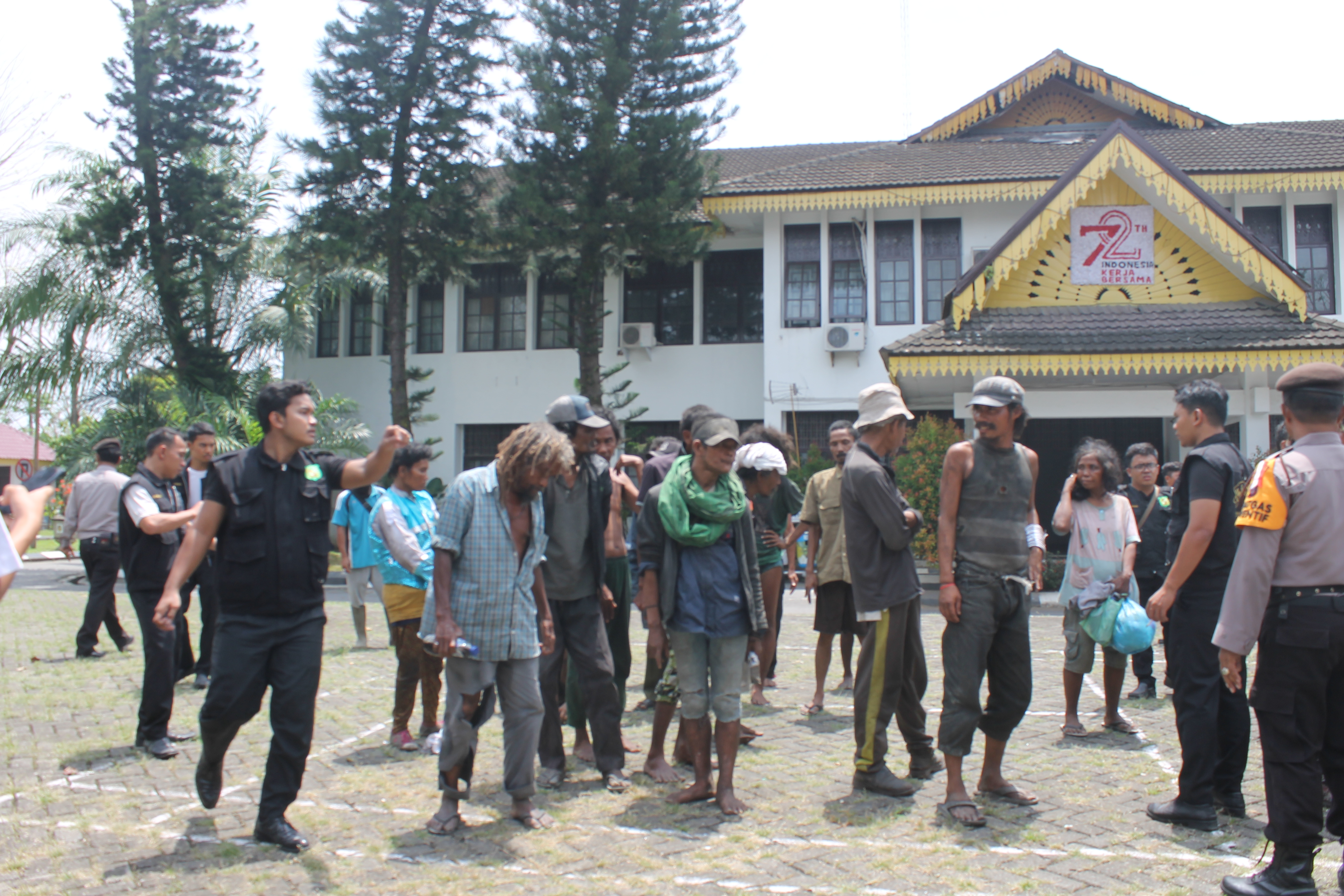 PELAKSANAAN OPERASI PENERTIBAN GELANDANGAN PENGEMIS DAN ANAK JALANAN TAHUN 2021